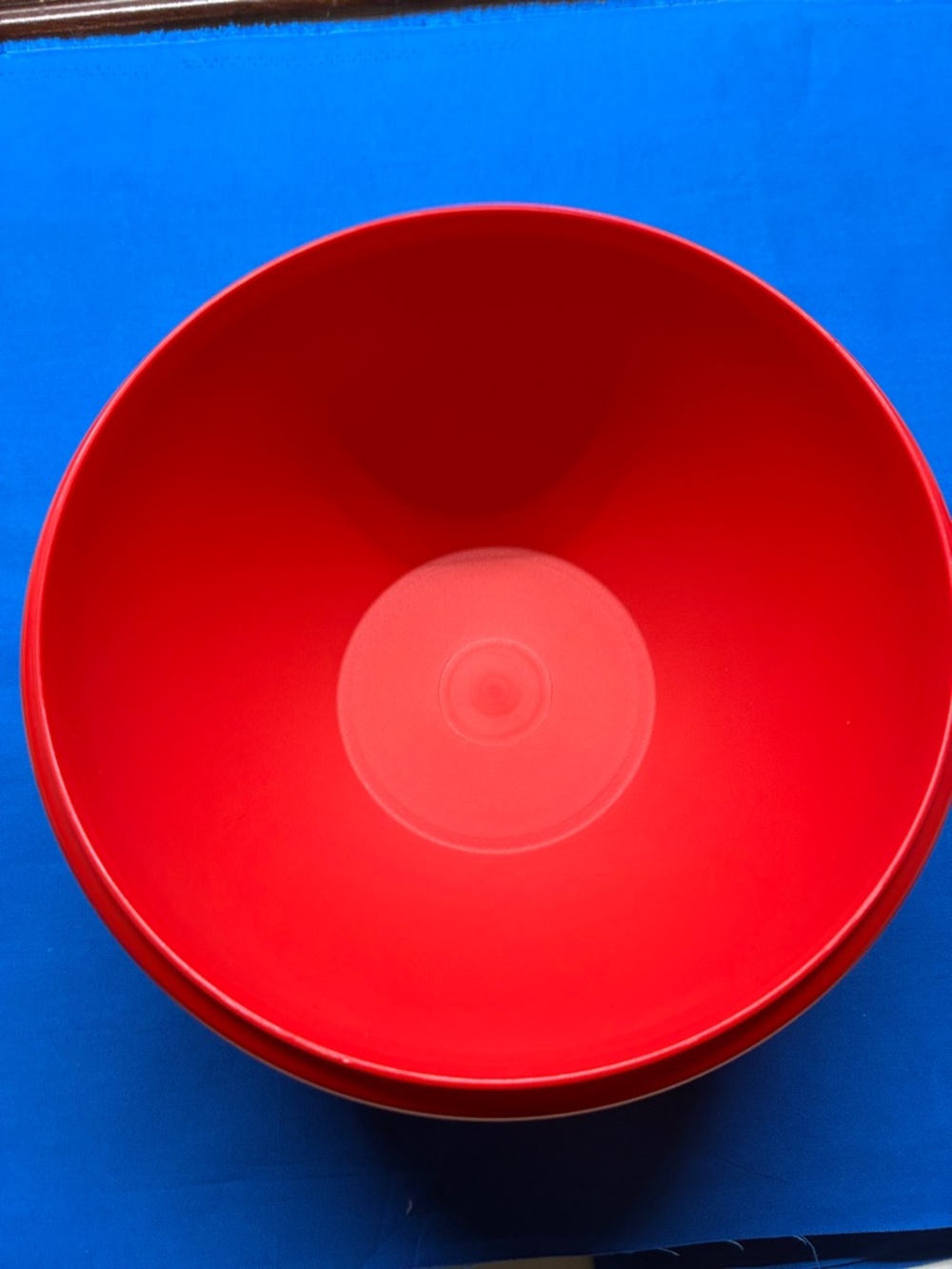 Tupperware classic wonderlier bowl set.